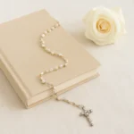 libro y rosario para boda